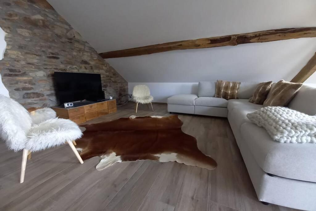 Appartement Le grenier de Charlotte à Libin Extérieur photo